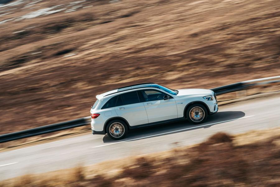  Mercedes-AMG GLC63 S 4Matic+ (X253) 2017 года  (UK) (фото 35 из 40)